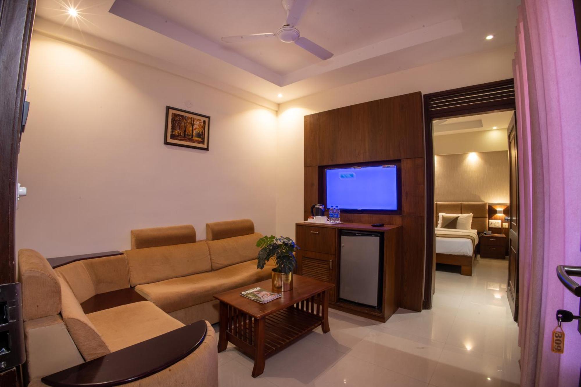 Metro Plaza Hotel Mangalore Esterno foto